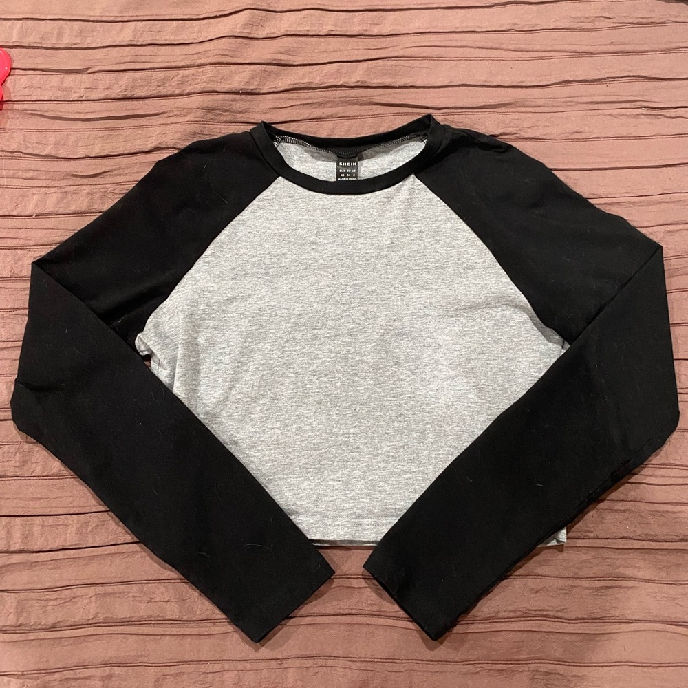 Shein Raglan Long Sleeve Crop Top